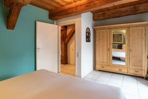 Schlafzimmer/ Kleiderschrank